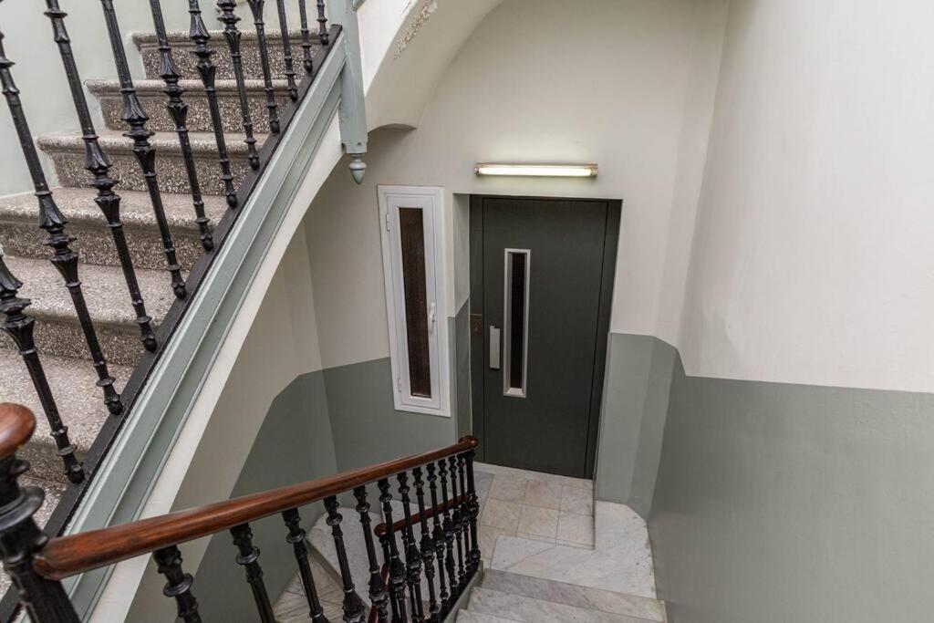 One Bedroom Apartment In Barcelona City Center Exterior photo